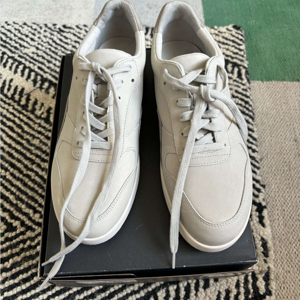 NEW Everlane Tread Sneakers - Women’s 9